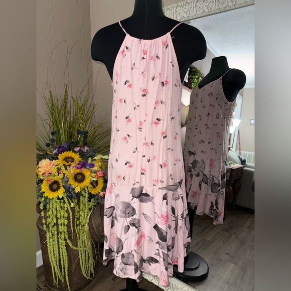 New York & Company • Floral Midi Dress - Picture 2 of 9